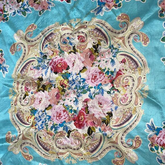 Johnny Was 100% Silk Gorgeous Floral Square Tassled Scarf 42 x 42 - Picture 4 of 8